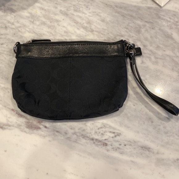 Coach wristlet - Picture 2 of 2